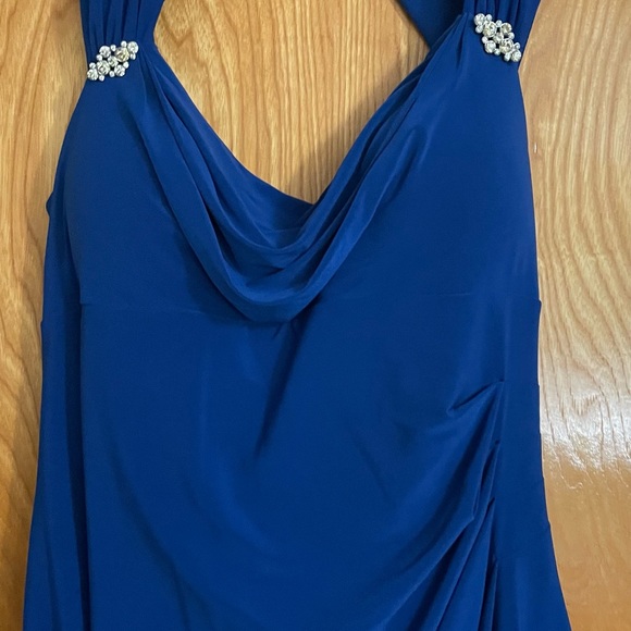 Blue open back dress - Picture 4 of 7